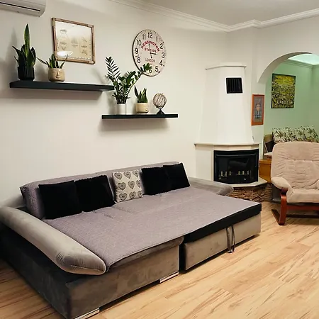 Klebi's Apartmanhaz 20 * Balatonföldvár