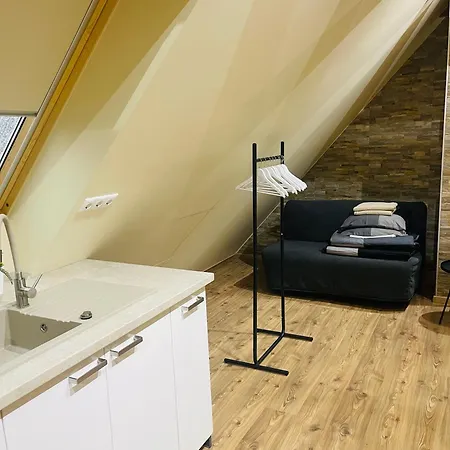 Διαμέρισμα Klebi's Apartmanhaz 20 Balatonföldvár