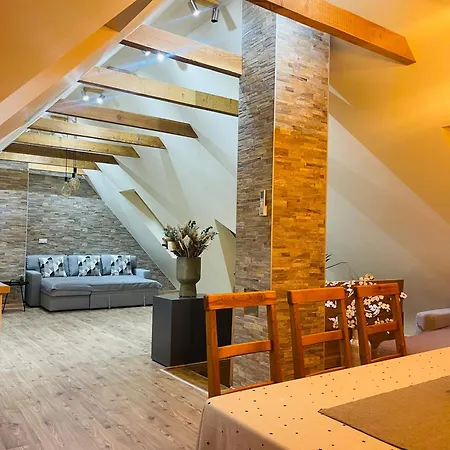 Klebi's Apartmanhaz 20 Balatonföldvár